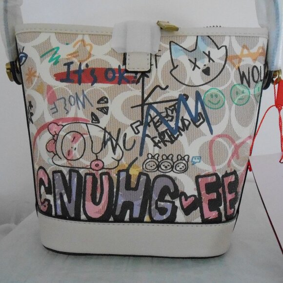 FOXLOVER Coated Canvas Small Bucket Crossbody/Shoulder Bag Purse Graffiti-NWT - Picture 3 of 7